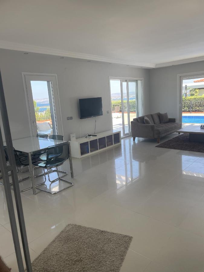 Luxury Villa With Amazing View, Çeşme Extérieur photo