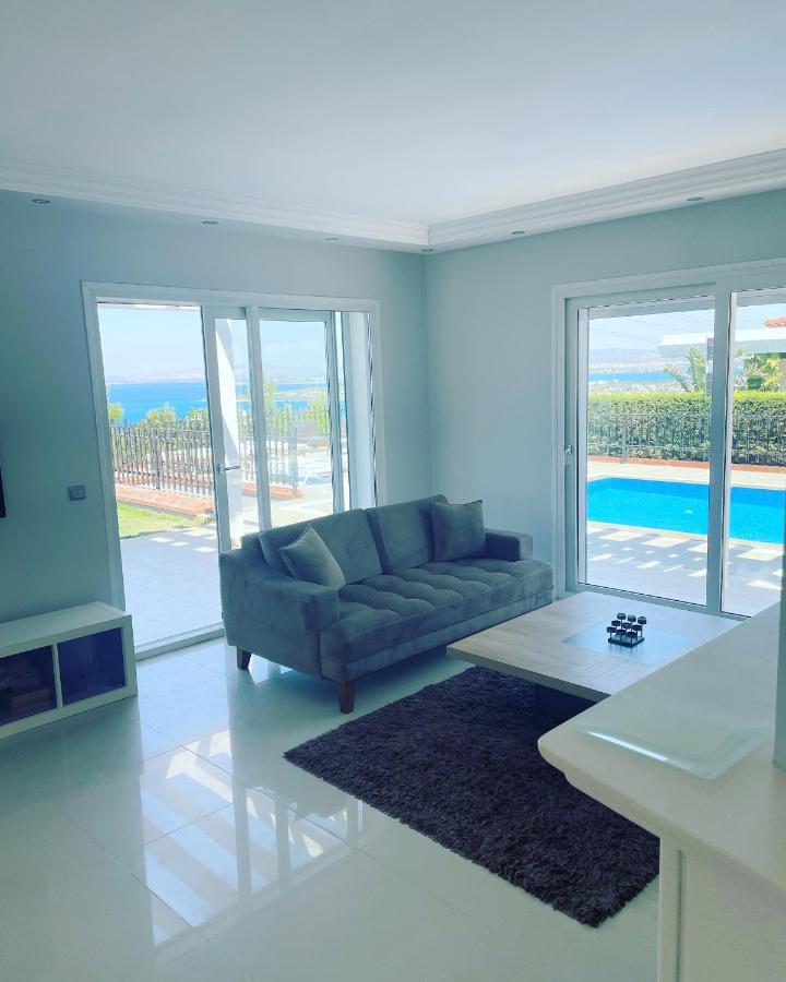 Luxury Villa With Amazing View, Çeşme Extérieur photo