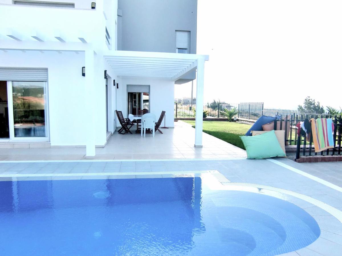 Luxury Villa With Amazing View, Çeşme Extérieur photo